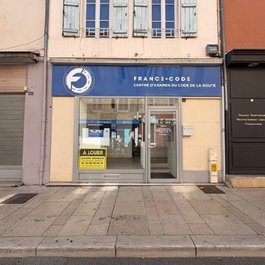 Annonces AIN RHONE : Local / Bureau | MACON (71000) | 50 m2 | 562 &euro; 