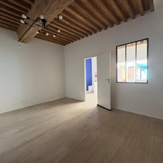  Annonces AIN RHONE : Local / Bureau | MACON (71000) | 50 m2 | 562 &euro; 