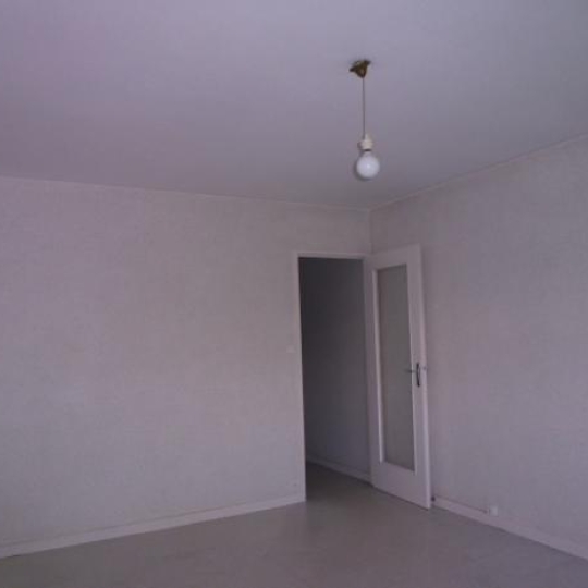  Annonces AIN RHONE : Appartement | MACON (71000) | 35 m2 | 405 € 