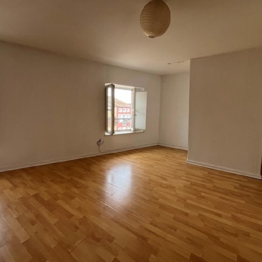  Annonces AIN RHONE : Apartment | MACON (71000) | 51 m2 | 424 € 