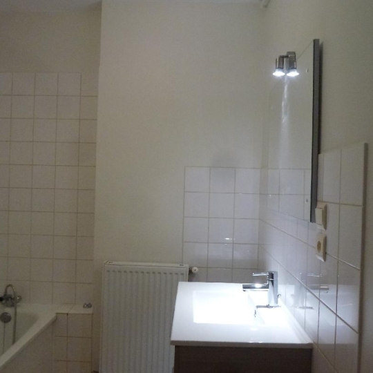  Annonces AIN RHONE : Appartement | MACON (71000) | 46 m2 | 455 &euro; 