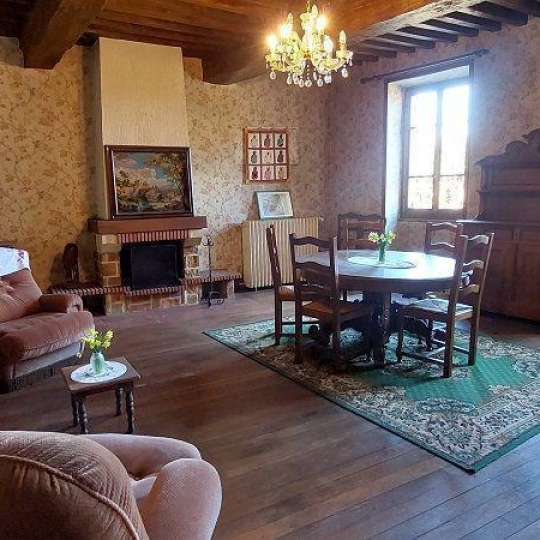  Annonces AIN RHONE : Maison / Villa | LAIZE (71870) | 141 m2 | 356 000 &euro; 
