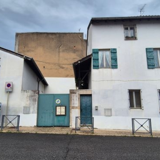  Annonces AIN RHONE : Immeuble | MACON (71000) | 200 m2 | 320 000 &euro; 