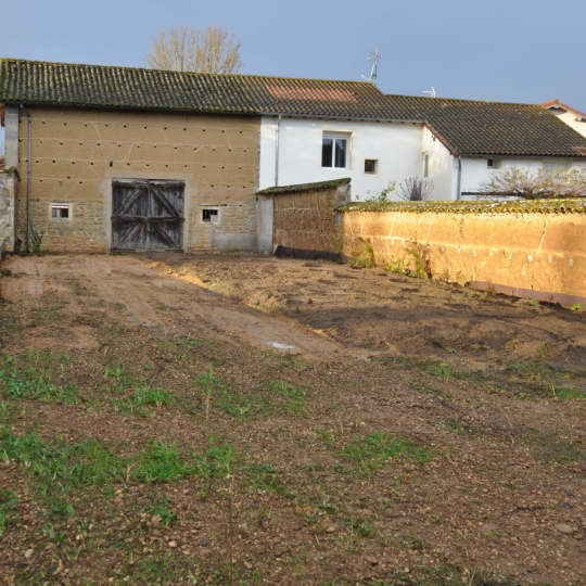  Annonces AIN RHONE : House | MONTMERLE-SUR-SAONE (01090) | 132 m2 | 158 000 &euro; 