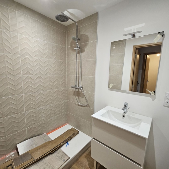  Annonces AIN RHONE : Apartment | PONT-DE-VEYLE (01290) | 62 m2 | 750 &euro; 
