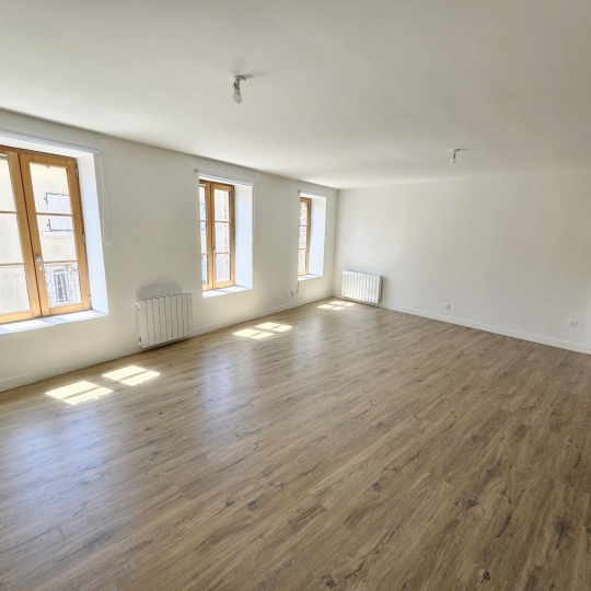  Annonces AIN RHONE : Appartement | FLEURIE (69820) | 124 m2 | 945 &euro; 