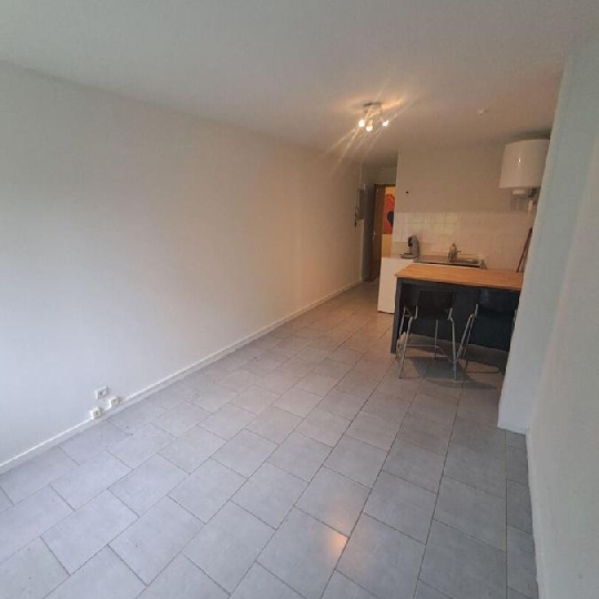  Annonces AIN RHONE : Appartement | CHARNAY-LES-MACON (71850) | 20 m2 | 400 &euro; 