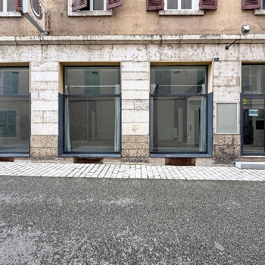  Annonces AIN RHONE : Local / Bureau | MACON (71000) | 100 m2 | 795 &euro; 