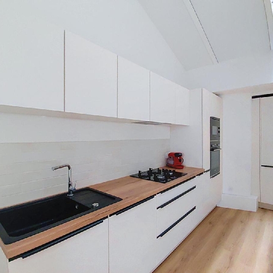  Annonces AIN RHONE : Appartement | MACON (71000) | 73 m2 | 780 &euro; 