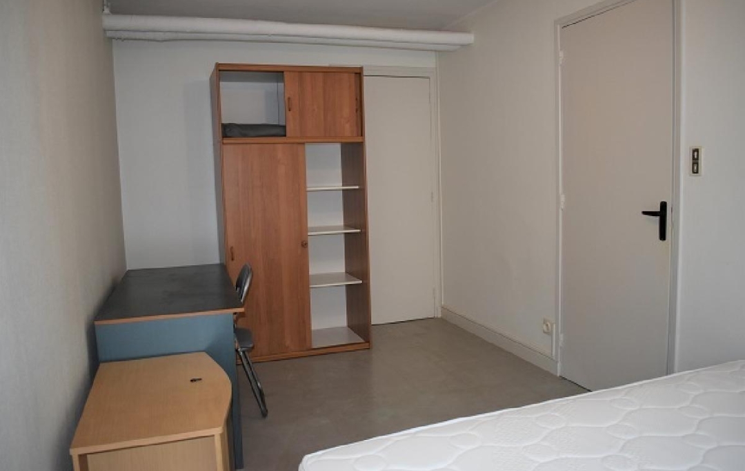 Annonces AIN RHONE : Appartement | MACON (71000) | 31 m2 | 440 &euro; 