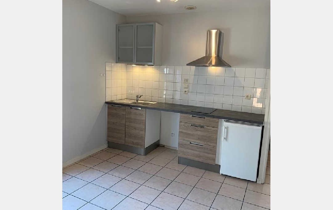 Annonces AIN RHONE : Appartement | MACON (71000) | 18 m2 | 340 &euro; 