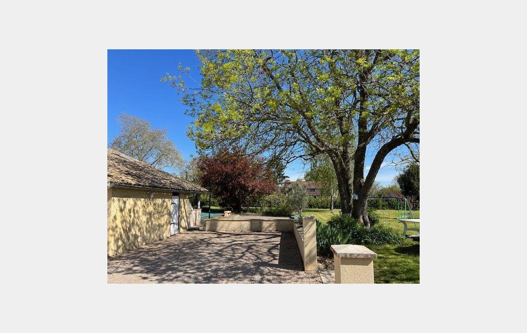 Annonces AIN RHONE : Maison / Villa | CORCELLES-EN-BEAUJOLAIS (69220) | 250 m2 | 489 000 &euro; 