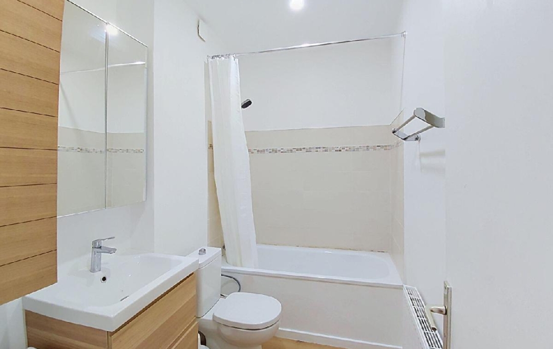 Annonces AIN RHONE : Appartement | MACON (71000) | 73 m2 | 780 &euro; 
