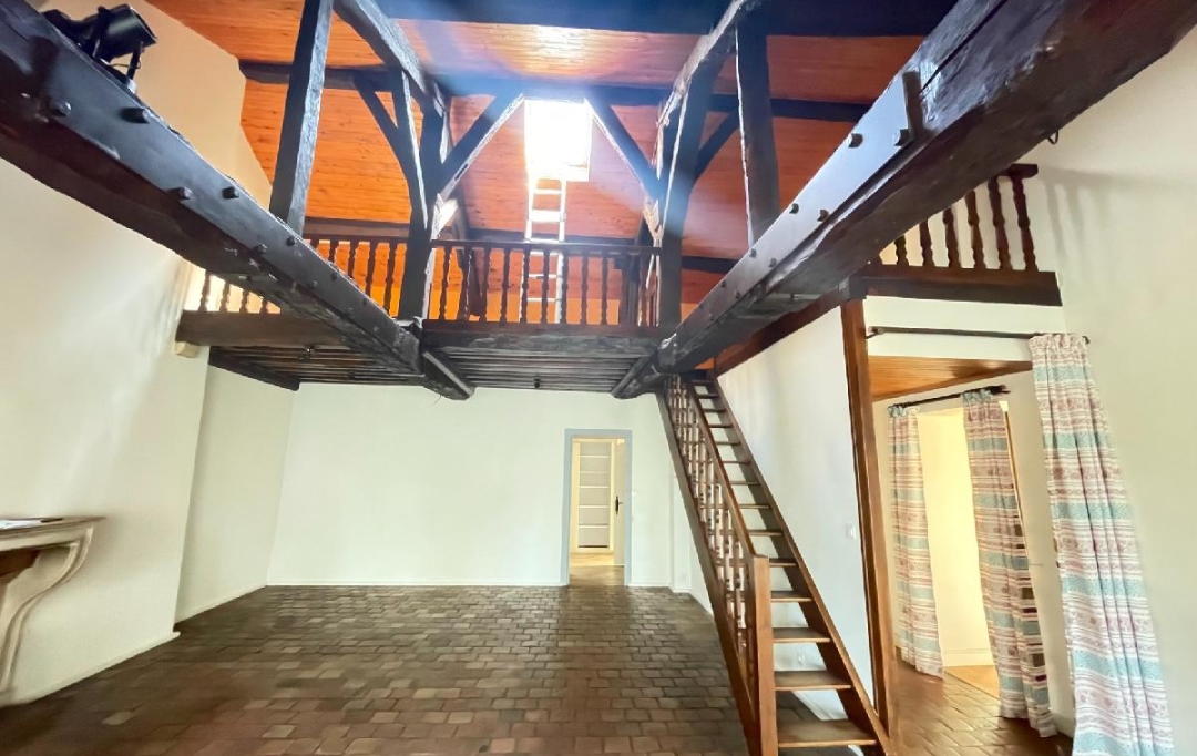 Annonces AIN RHONE : Appartement | PONT-DE-VEYLE (01290) | 156 m2 | 189 000 &euro; 