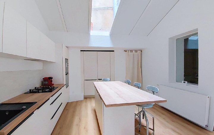  Annonces AIN RHONE Appartement | MACON (71000) | 73 m2 | 780 € 